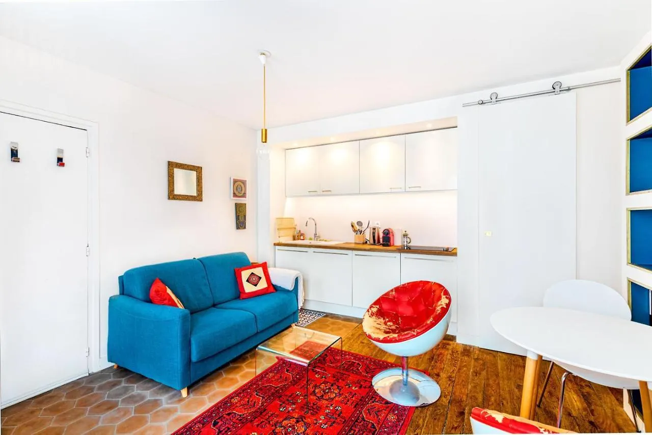 Guestready - Stylish Near Le Bassin De La Villette Paris 0*,  France